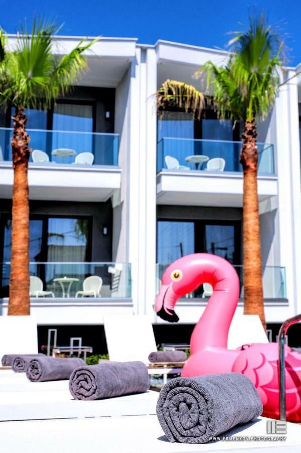 Senso Suites Néa Péramos Dış mekan fotoğraf