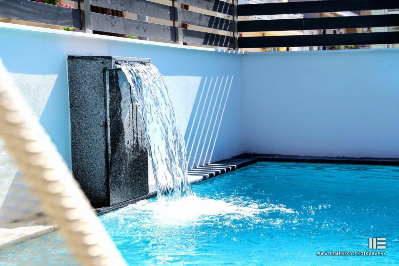 Senso Suites Néa Péramos Dış mekan fotoğraf