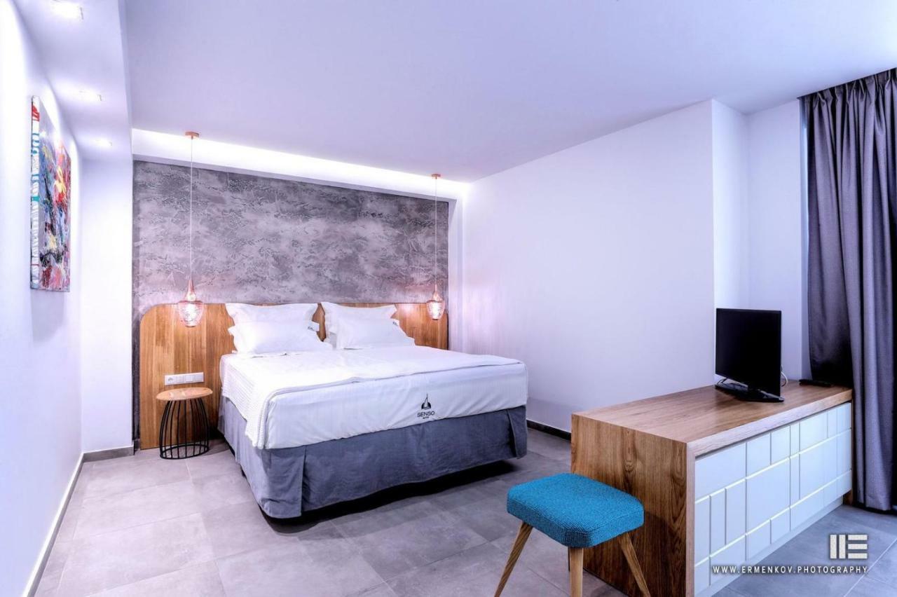 Senso Suites Néa Péramos Dış mekan fotoğraf
